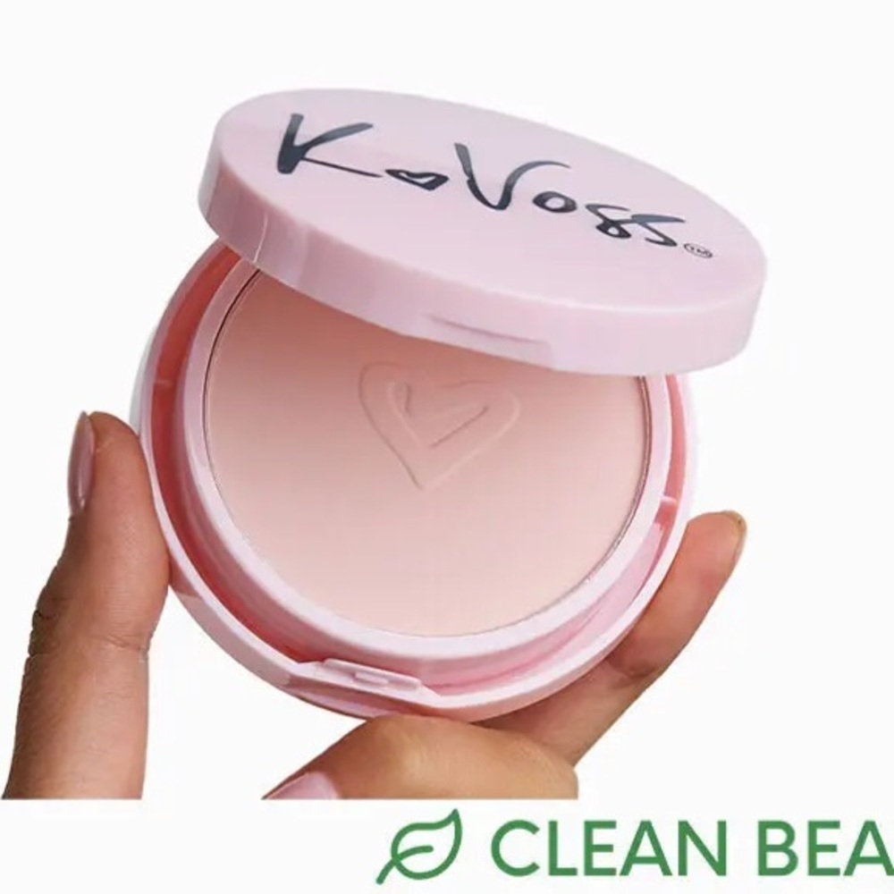 K VOSS- Pixie Powder Palette in
Nolita (pink)